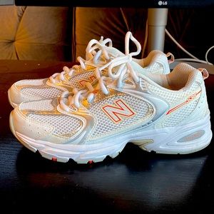 New Balance 530 white silver retro orange men’s size 5 women’s size 7